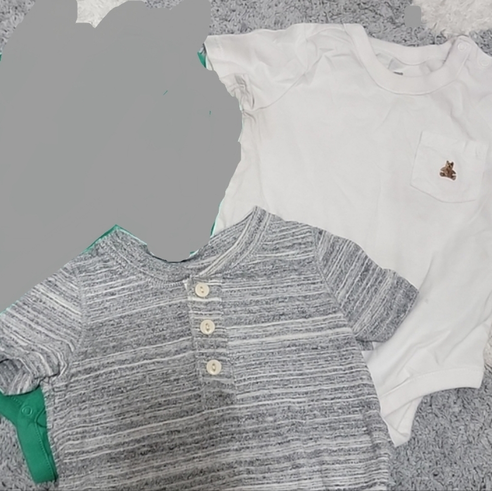 Gap onesies 12-18 months